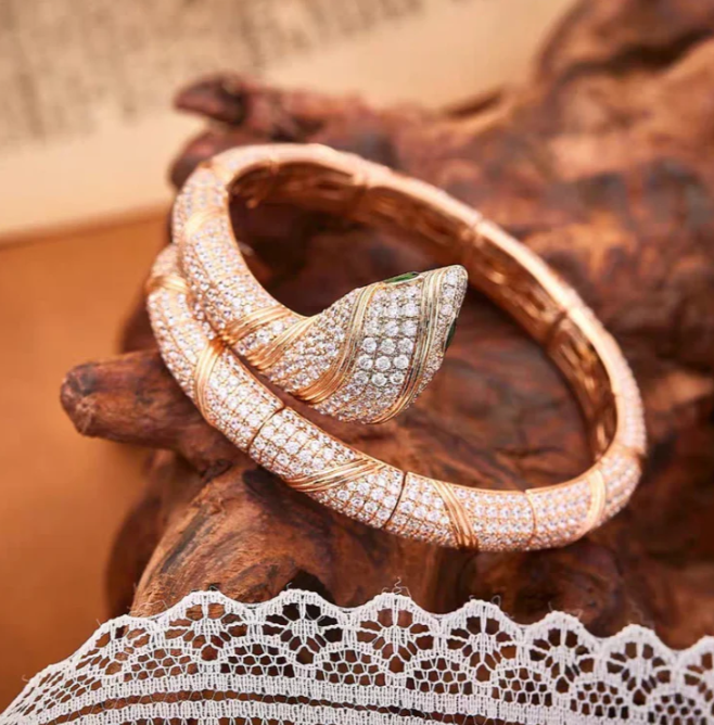[⭐Luxery]HAUTE COUTURE GOLD SERPENTI BRACELET