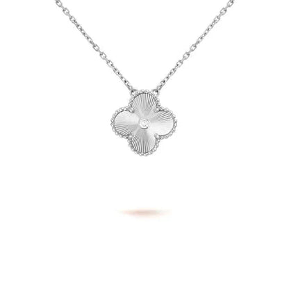 [⭐Luxery]CLOVER  15MM DIAMOND LASER NECKLACE SILVER