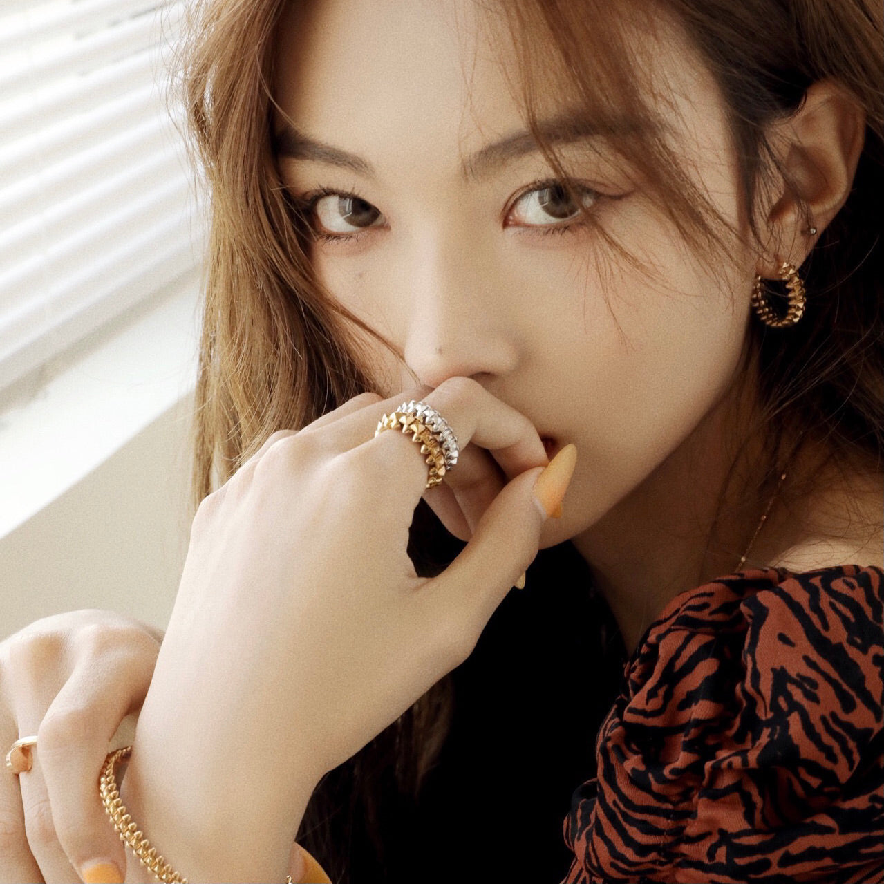[⭐Luxery]CLASH SMALL HOOP EARRINGS