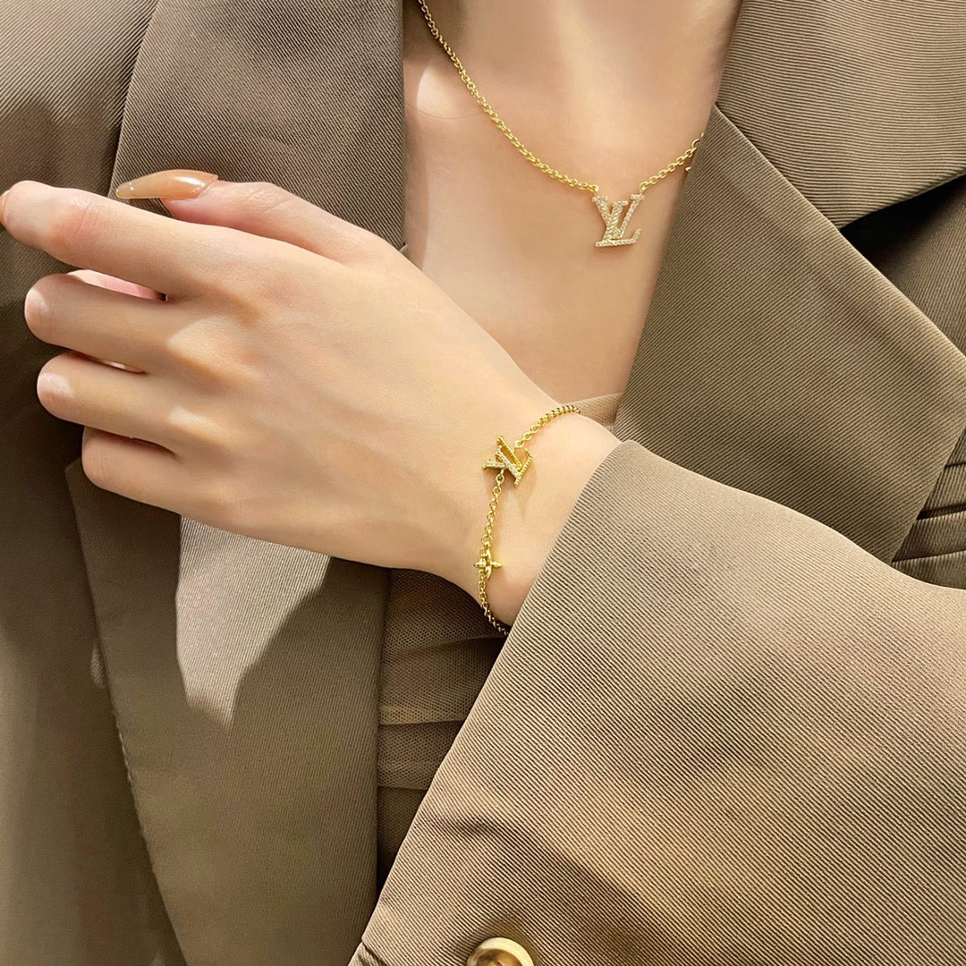 [⭐Luxery]LOGO STAR MOTIF GOLD BRACELET