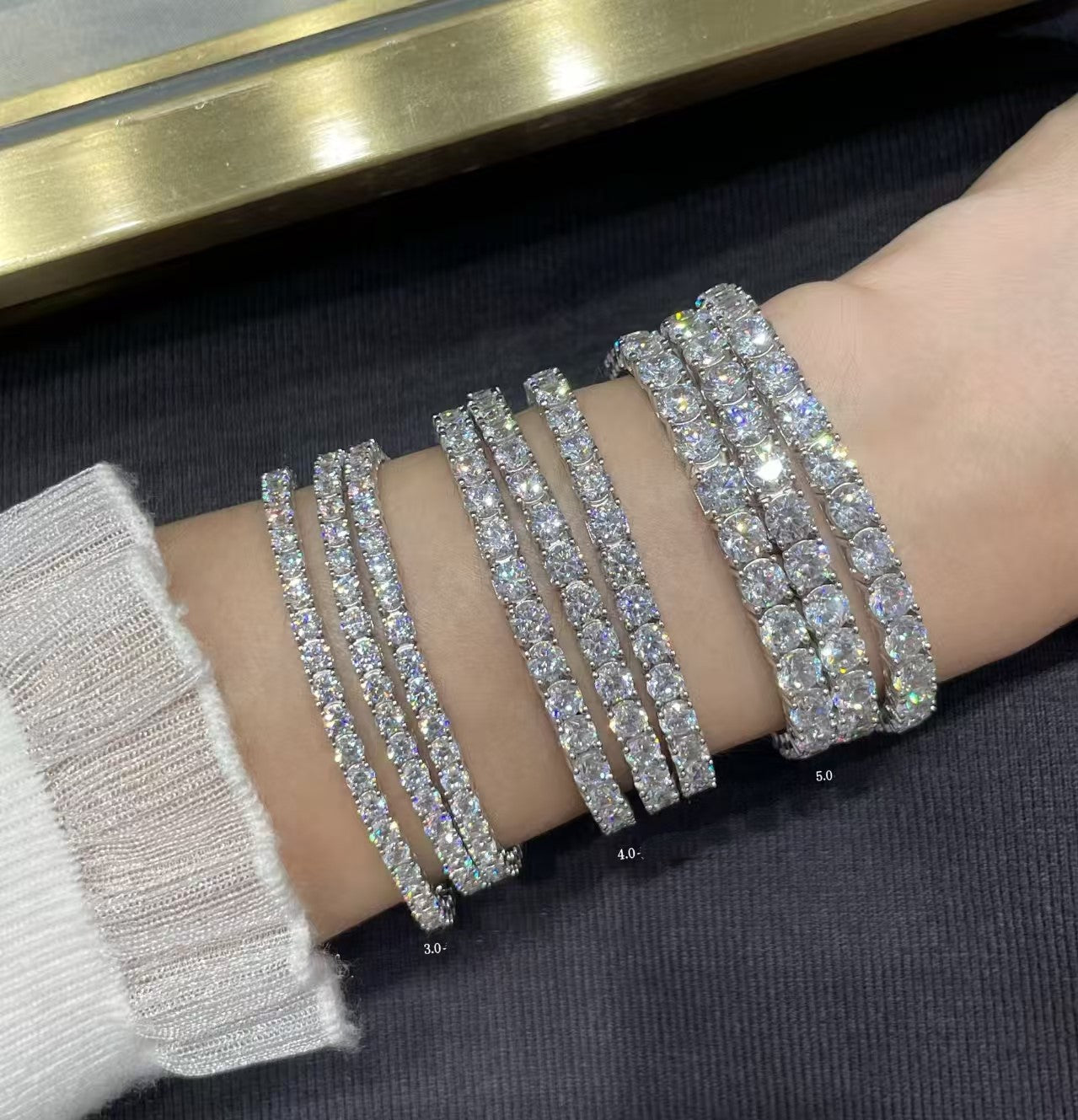 [⭐Luxery jewelrys]TENNIS BRACELET WITH FULL DIAMOND SETTING