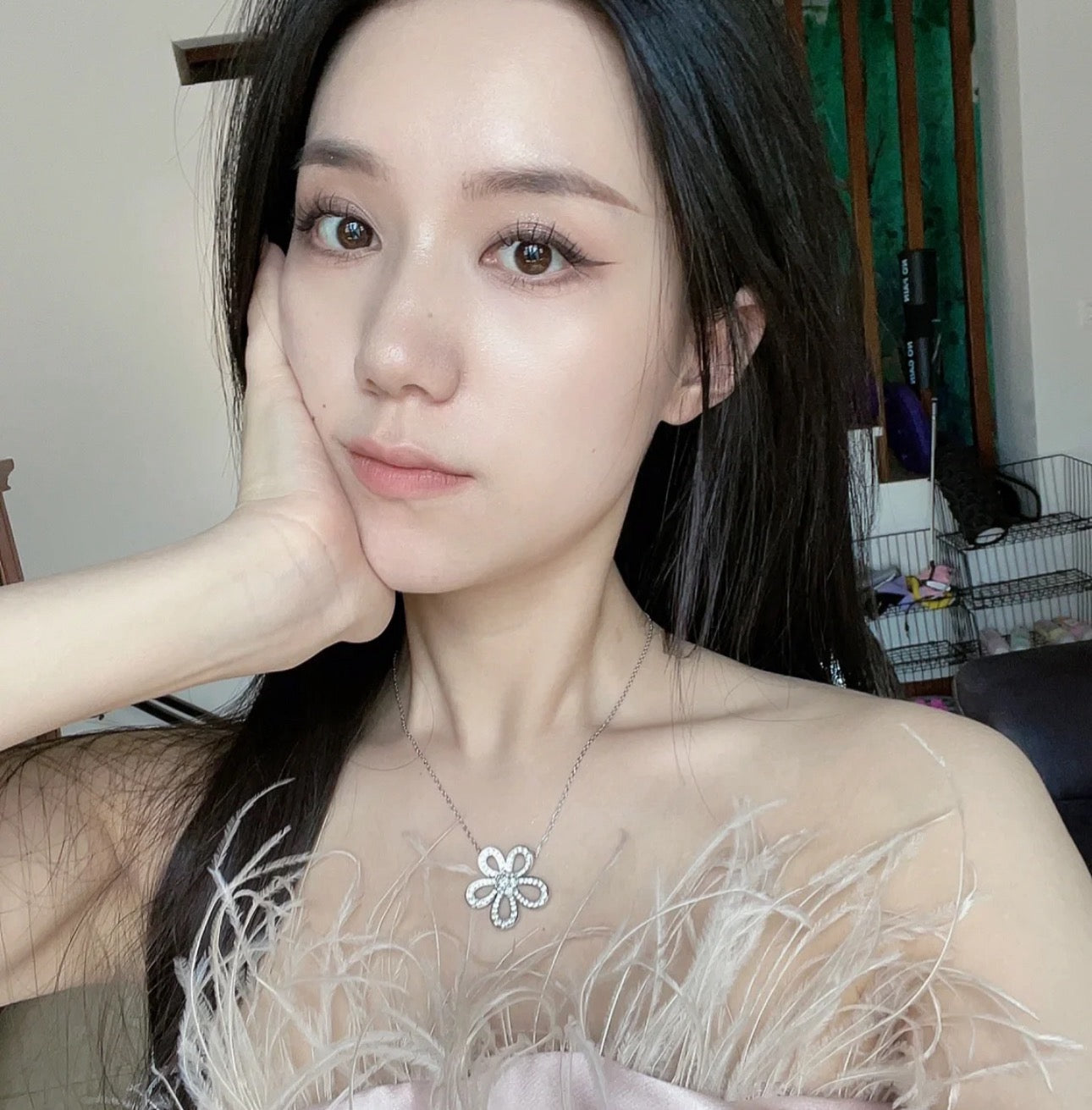 [⭐Luxery]FLOWERLACE NECKLACE FULL DIAMONDS