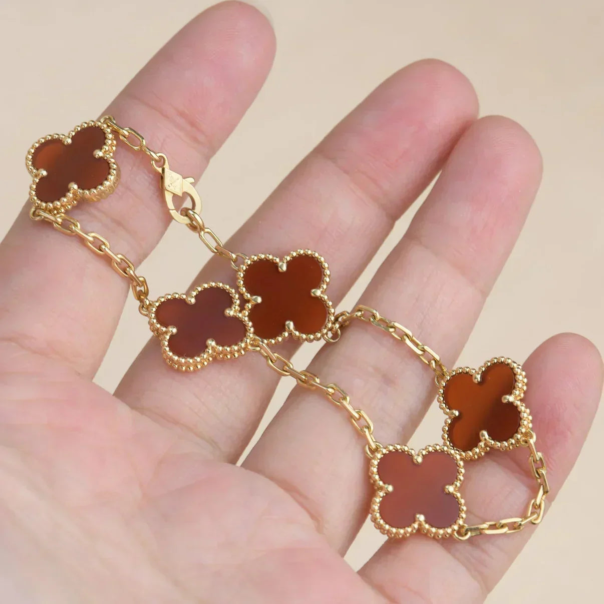 [⭐Luxery] CLOVER 5 MOTIF RED CORNELIAN BRACELET COLLECTION