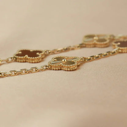 [⭐Luxery] CLOVER 5 MOTIF RED CORNELIAN BRACELET COLLECTION