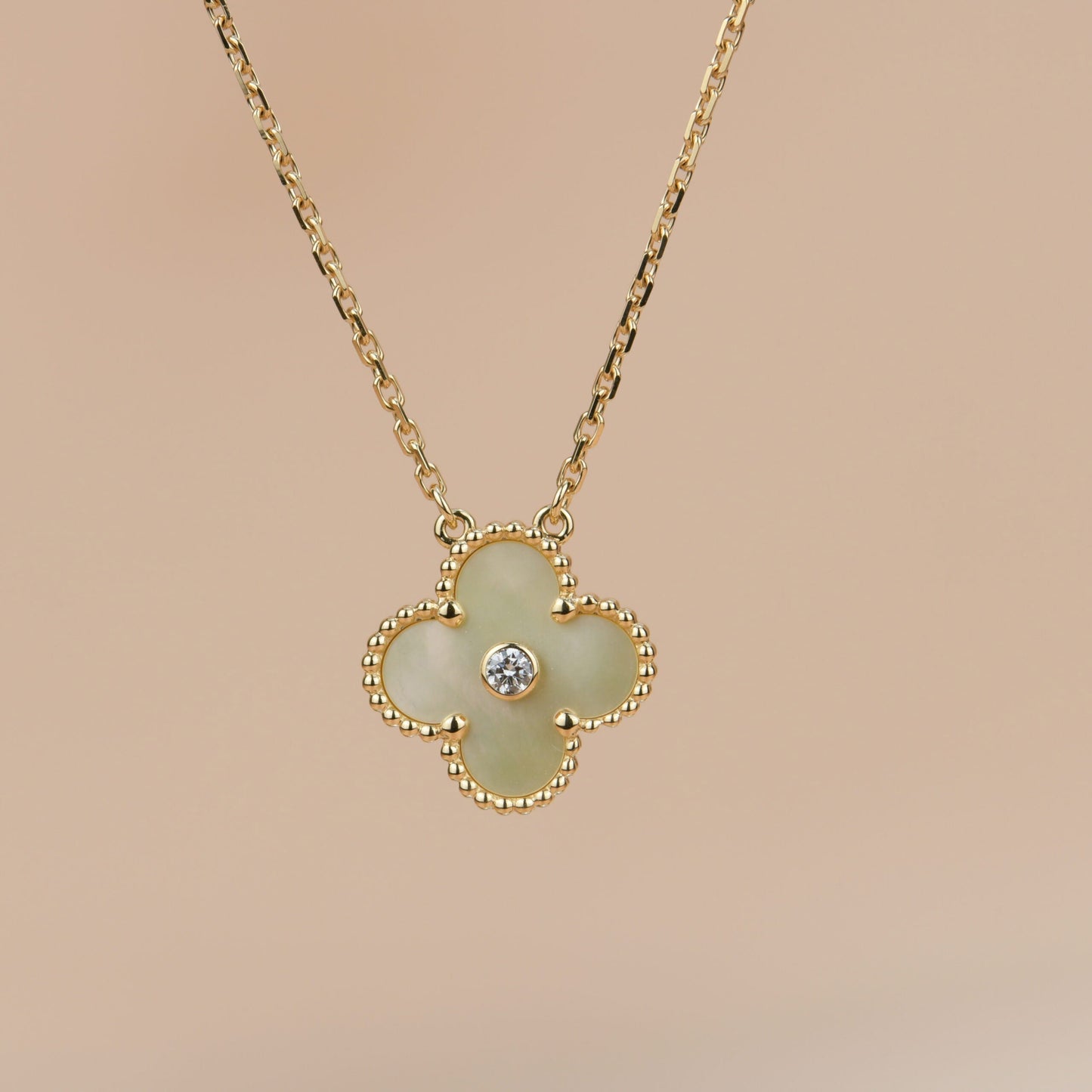 [⭐Luxery]CLOVER 15MM DIAMOND GOLD MOTHER OF PEARL NECKLACE