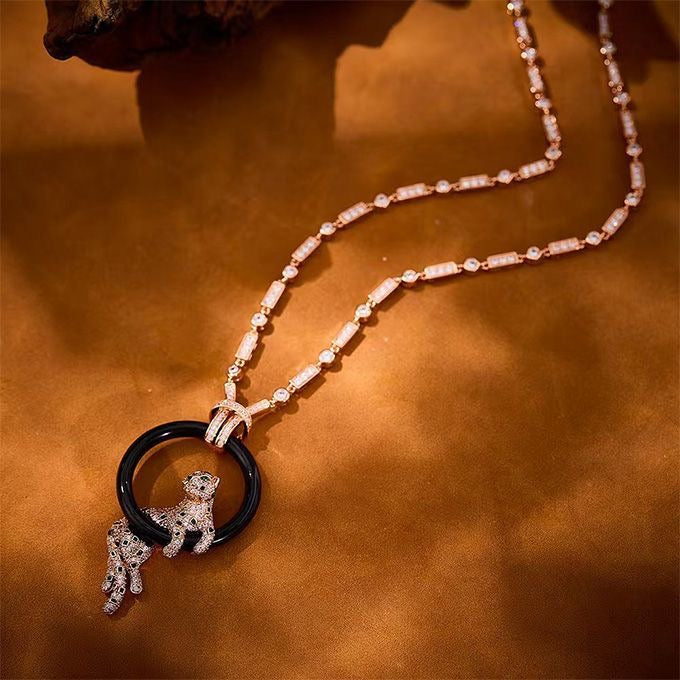 [⭐Luxery jewelrys]NEW BLACK CIRCLE PANTHER FULL DIAMOND NECKLACE