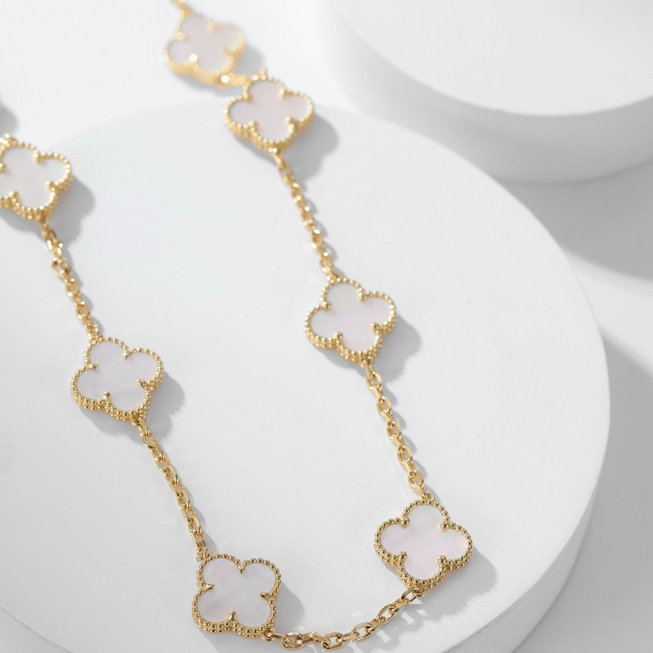 [⭐Luxery]CLOVER 10 MOTIFS WHITE MOTHER OF PEARL NECKLACE