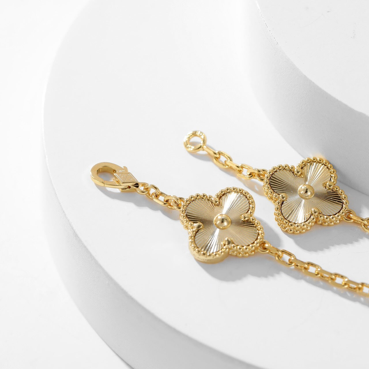 [⭐Luxery]CLOVER 10 MOTIFS LASER NECKLACE