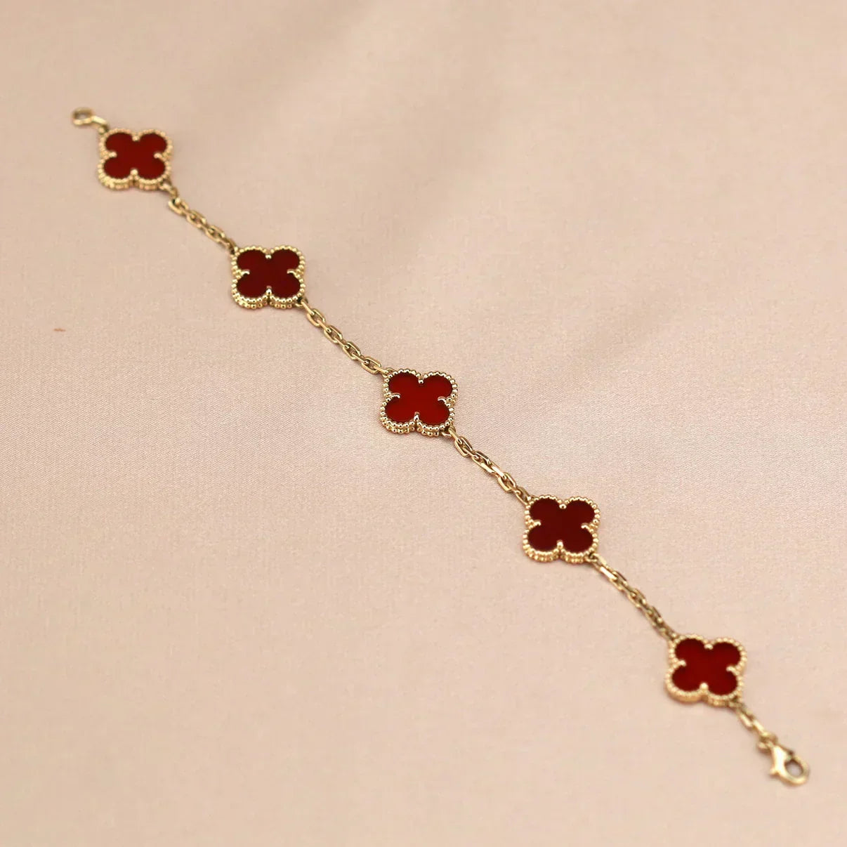 [⭐Luxery] CLOVER 5 MOTIF RED CORNELIAN BRACELET COLLECTION