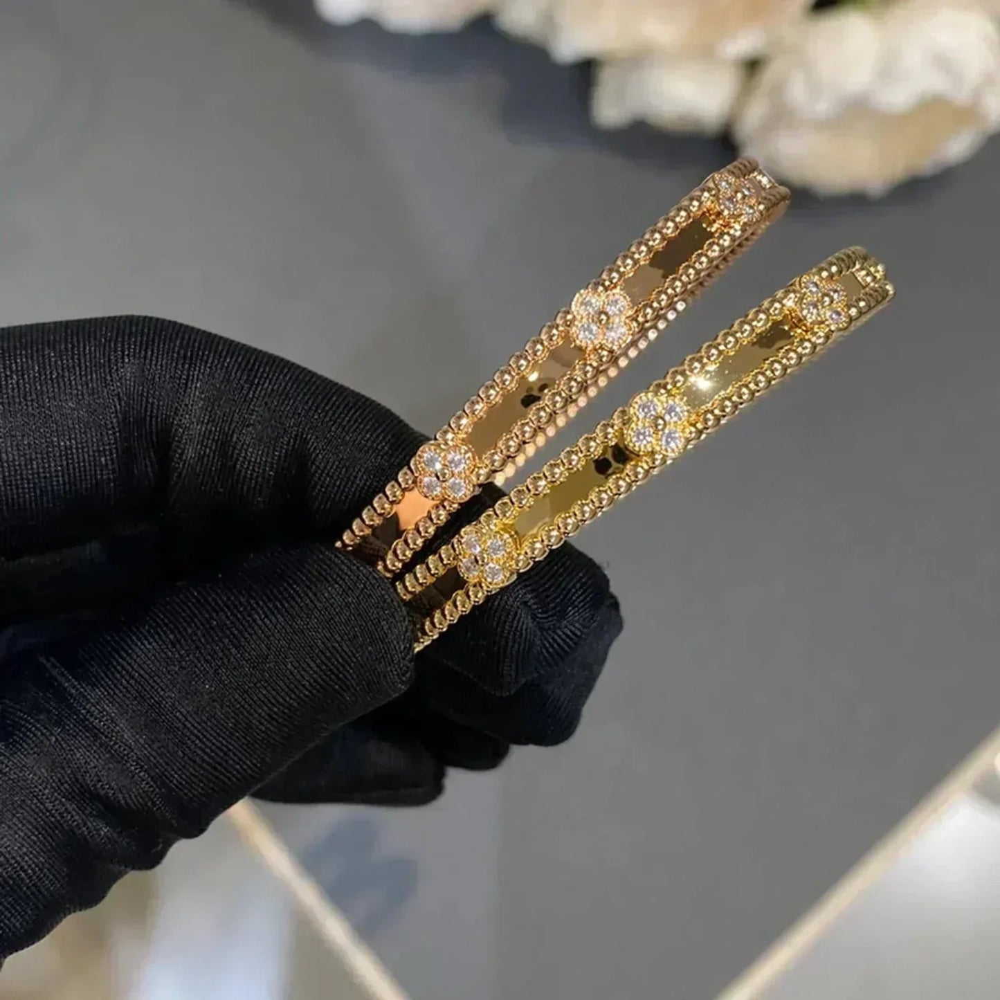[⭐Luxery]CLOVER BRACELET 4MM DIAMONDS