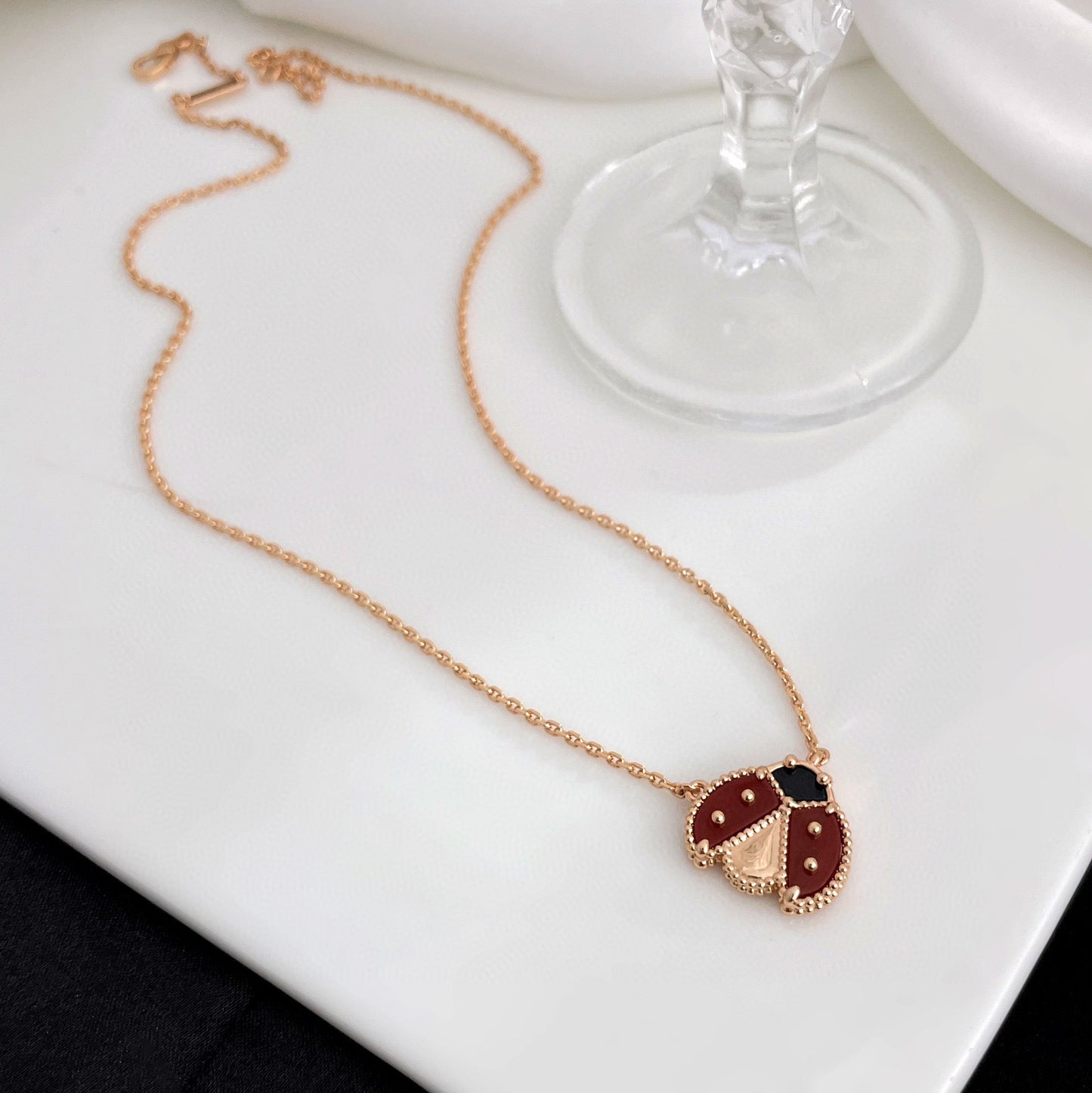 [⭐Luxery]LUCKY  CARNELIANS LADYBUG NECKLACE