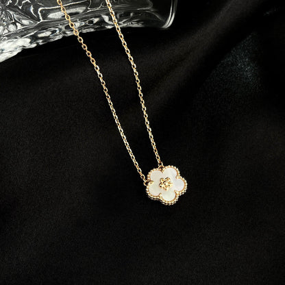 [⭐Luxery]LUCKY  WHITE MOP  PLUM BLOSSOM NECKLACE