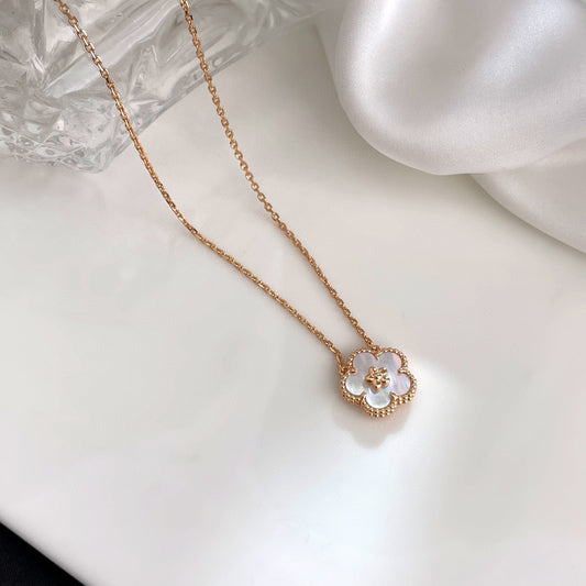 [⭐Luxery]LUCKY  WHITE MOP  PLUM BLOSSOM NECKLACE
