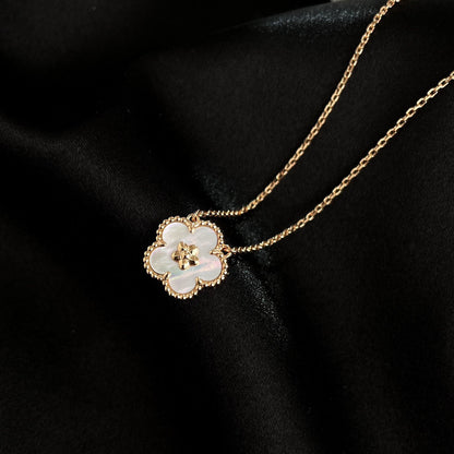 [⭐Luxery]LUCKY  WHITE MOP  PLUM BLOSSOM NECKLACE