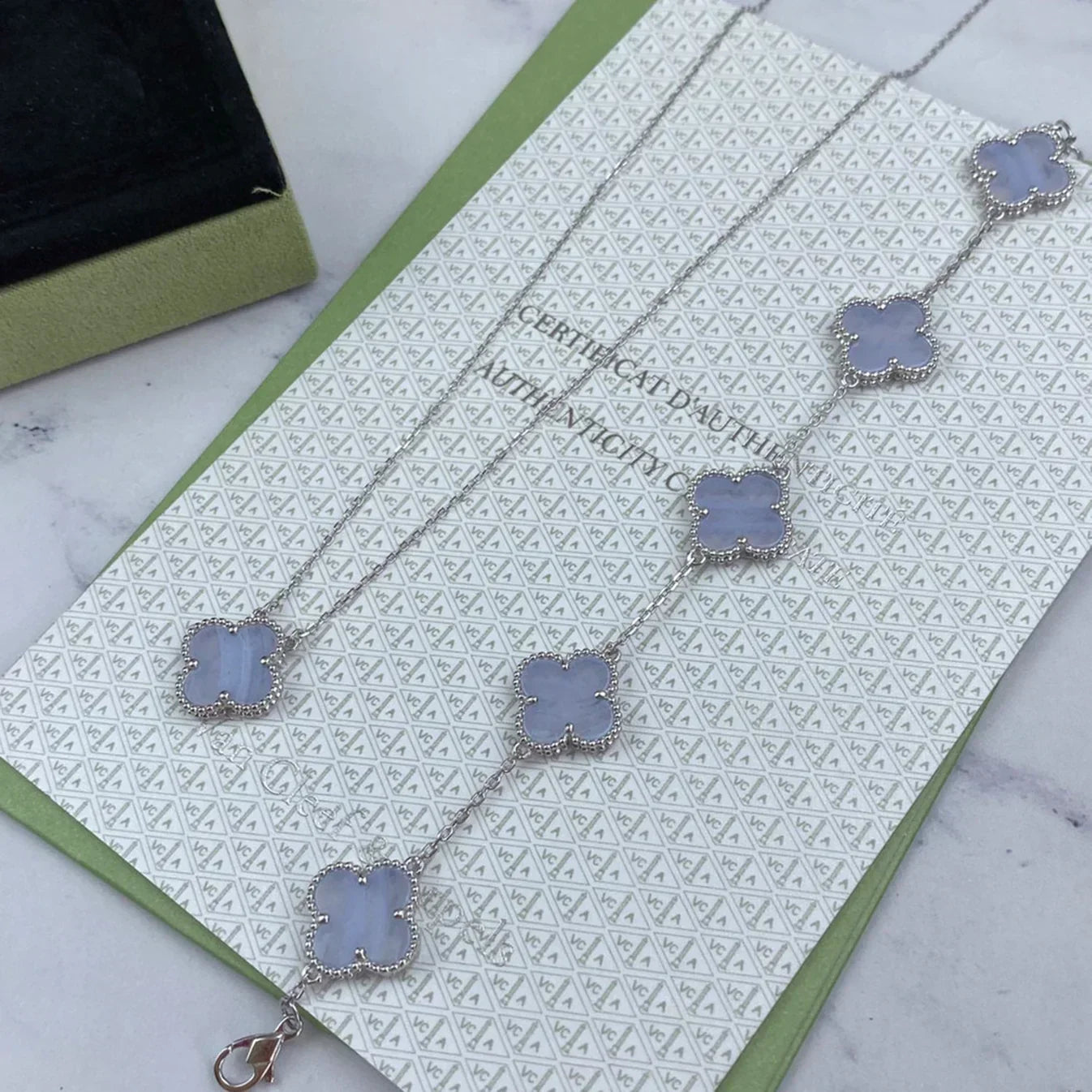 [⭐Luxery] CLOVER 5 MOTIF PURPLE CHALCEDONY BRACELET COLLECTION