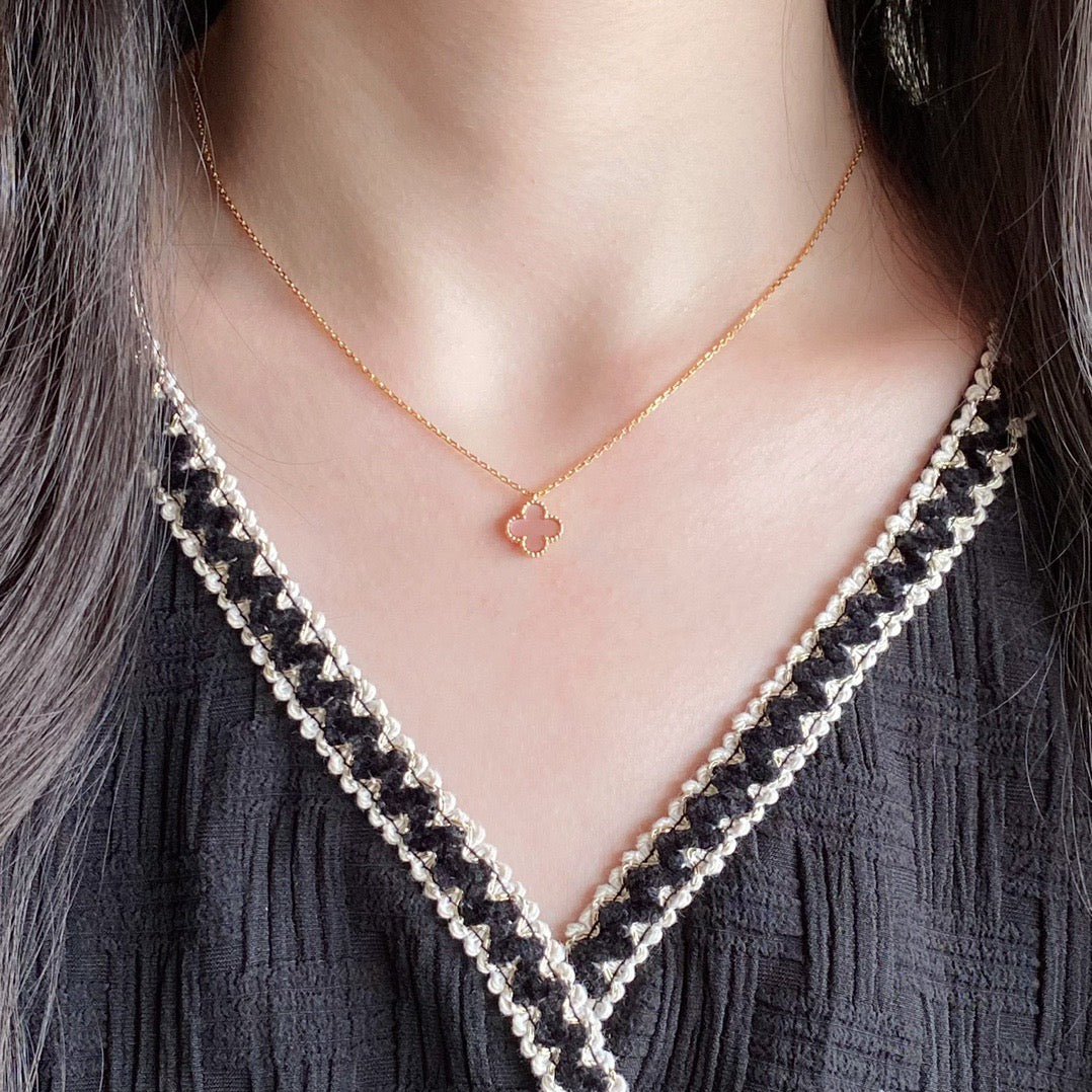 [⭐Luxery]CLOVER 15MM PINK MOTHER-OF-PEARL SINGLE FLOWER NECKLACE