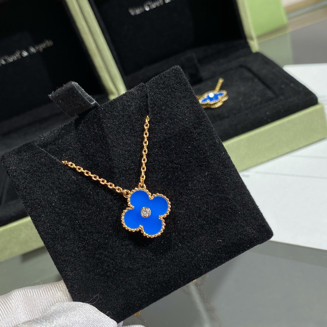 [⭐Luxery]CLOVER 15MM DIAMOND AND BLUE AGATE NECKLACE