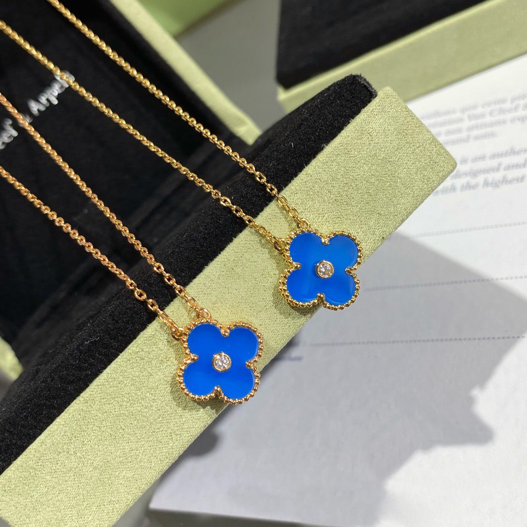 [⭐Luxery]CLOVER 15MM DIAMOND AND BLUE AGATE NECKLACE