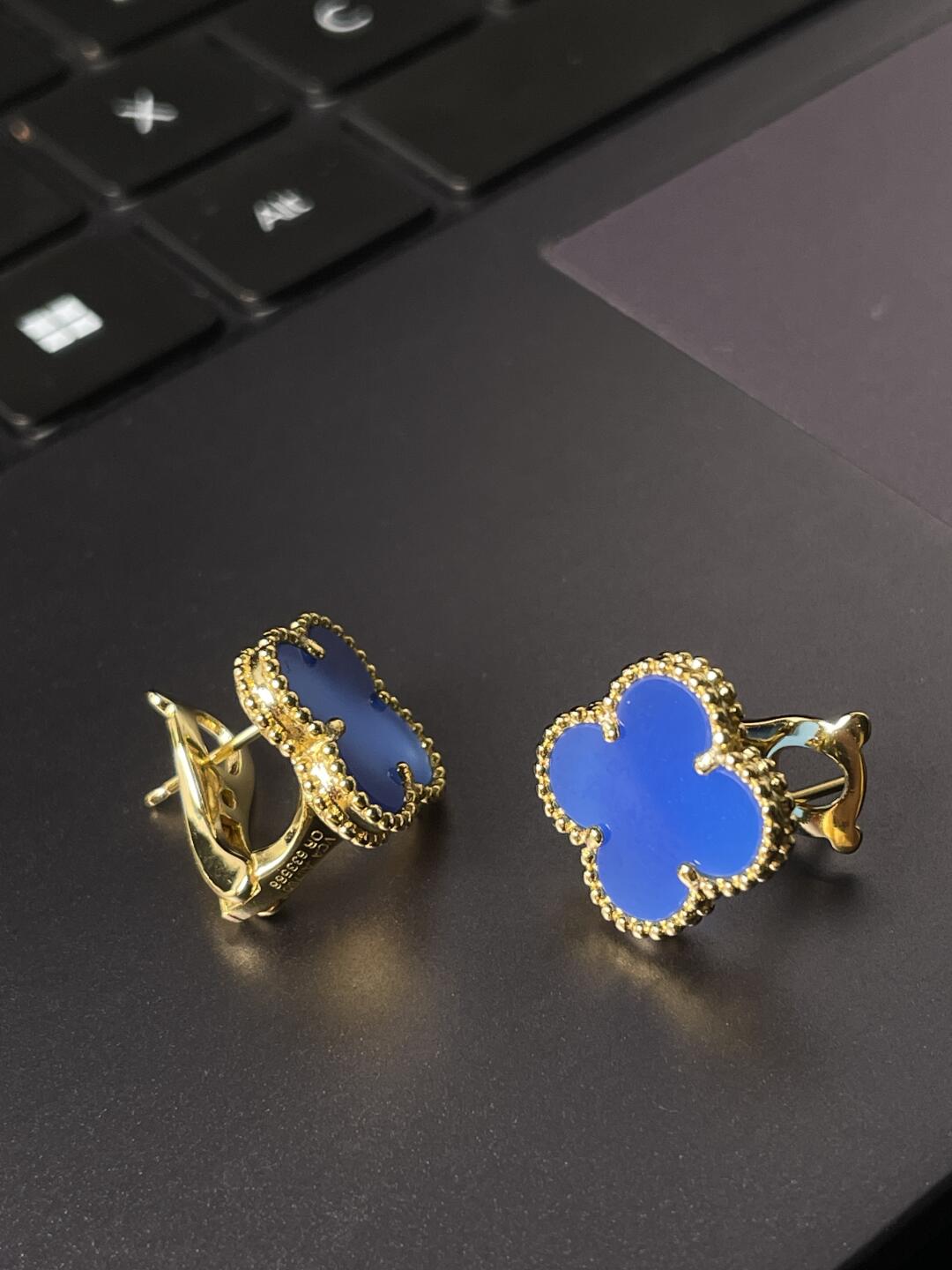 [⭐Luxery] CLOVER LARGE (20mm) 1 MOTIFS BLUE MOP STUD EARRINGS