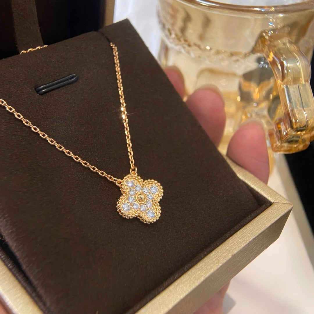 [⭐Luxery]CLOVER 15MM DIAMOND SINGLE FLOWER NECKLACE