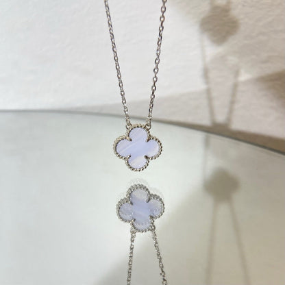 [⭐Luxery]CLOVER 15MM BLUE CHALCEDONY NECKLACE SILVER