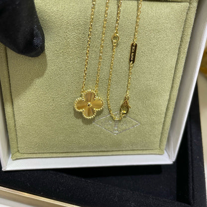 [⭐Luxery]CLOVER 15MM LASER NECKLACE