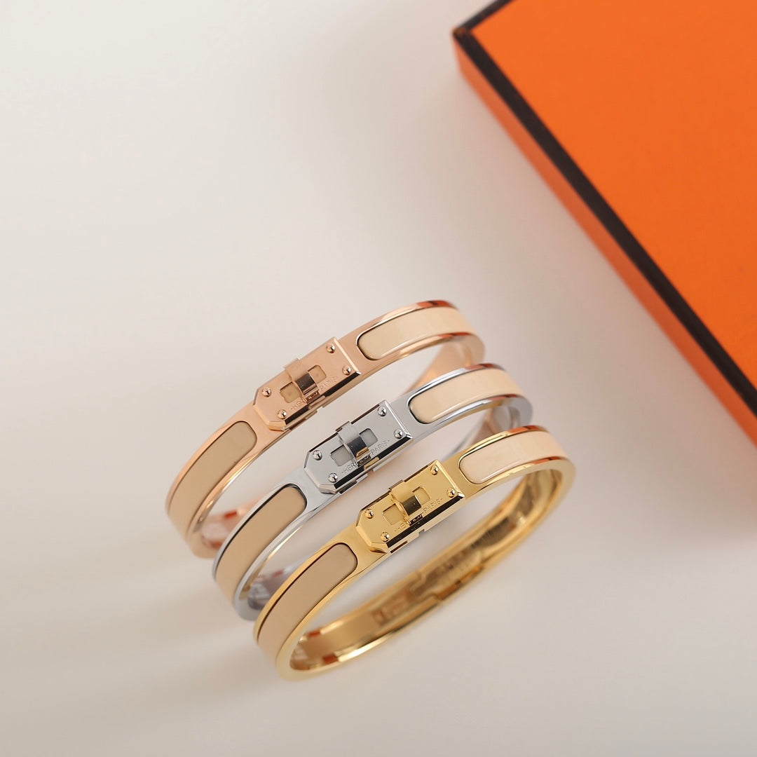[⭐Luxery]HM KELLY BEIGE BRACELET