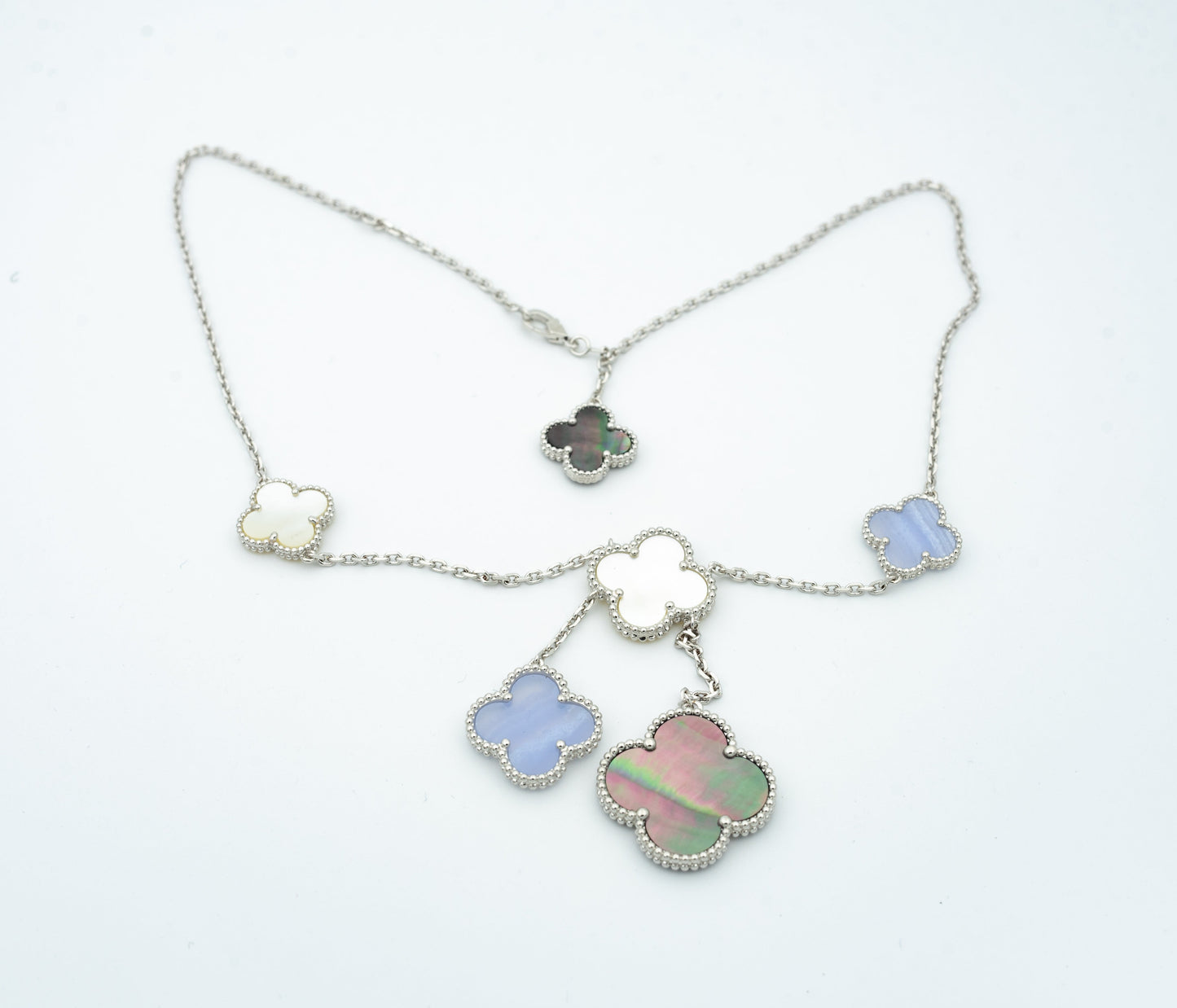 [⭐Luxery]CLOVER MOP CHALCEDONY NECKLACE SILVER 6 MOTIF