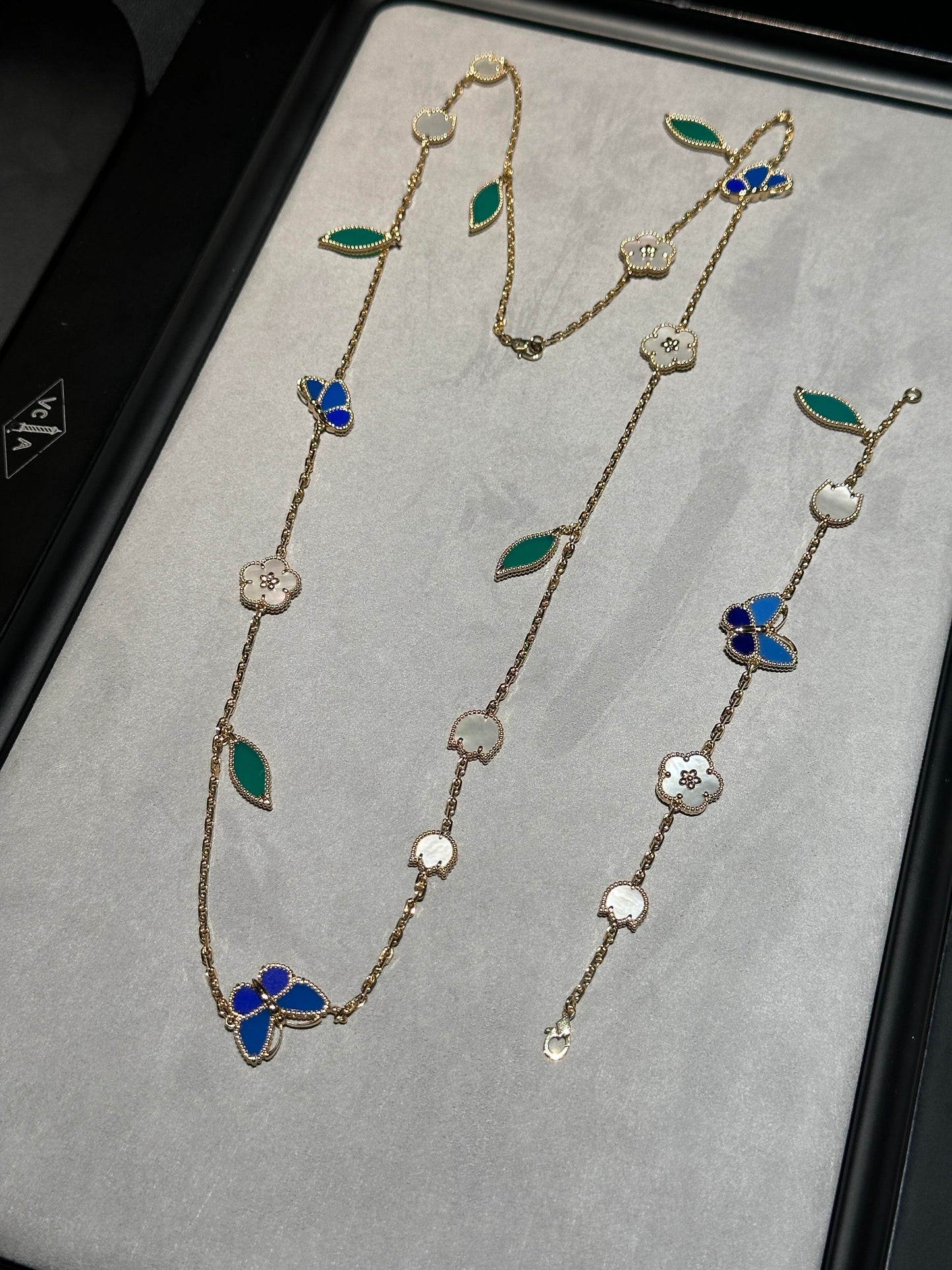 [⭐Luxery] 26 NEW CLOVER 15 MOTIFS LUCKY NECKLACE
