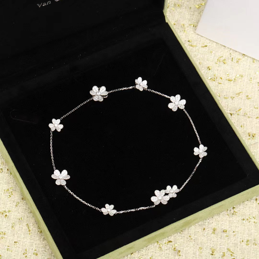 [⭐Luxery]FRIVOLE SILVER 9 FLOWERS NECKLACE