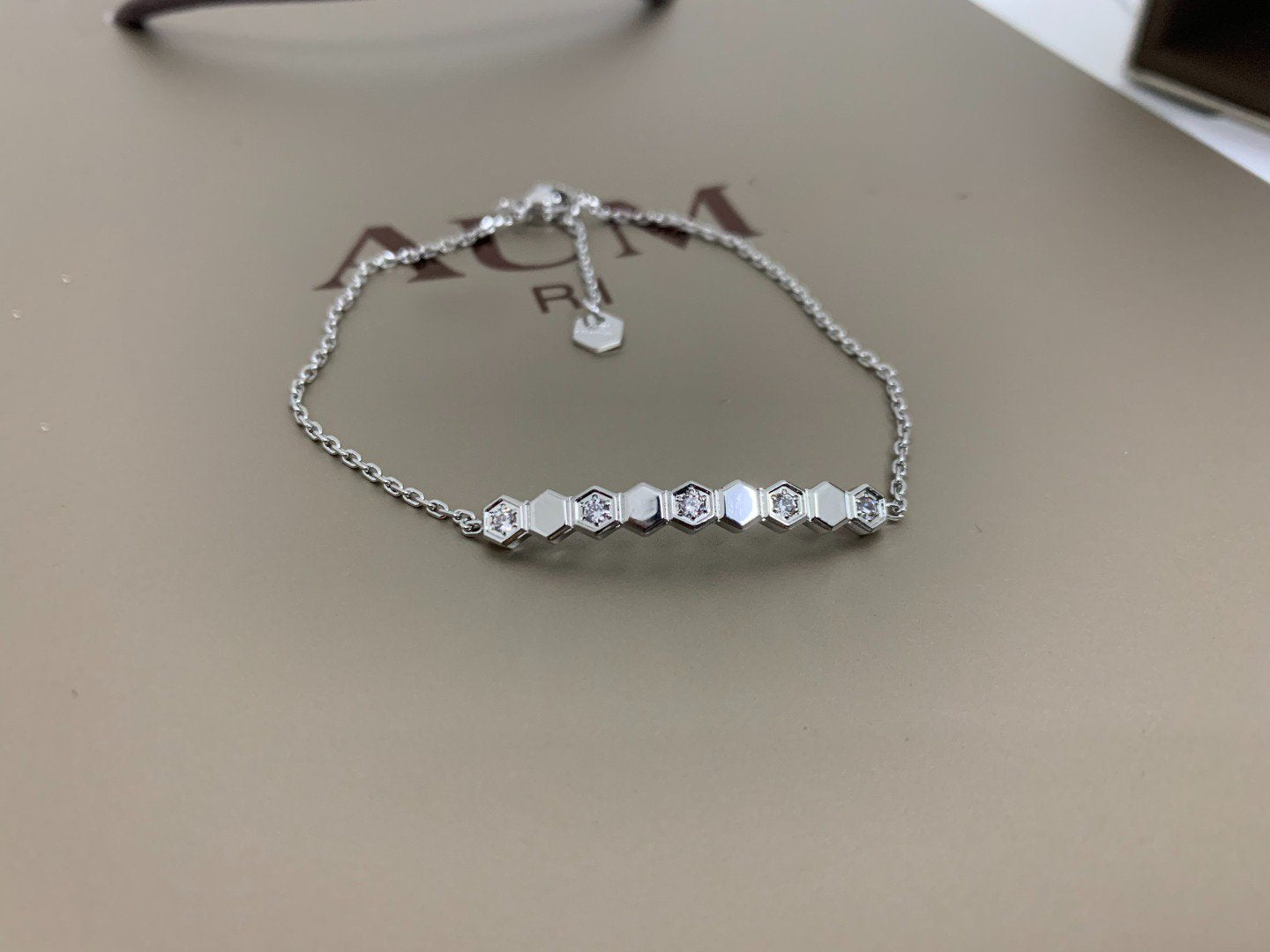 [⭐Luxery]BEE LOVE BRACELET DIAMOND