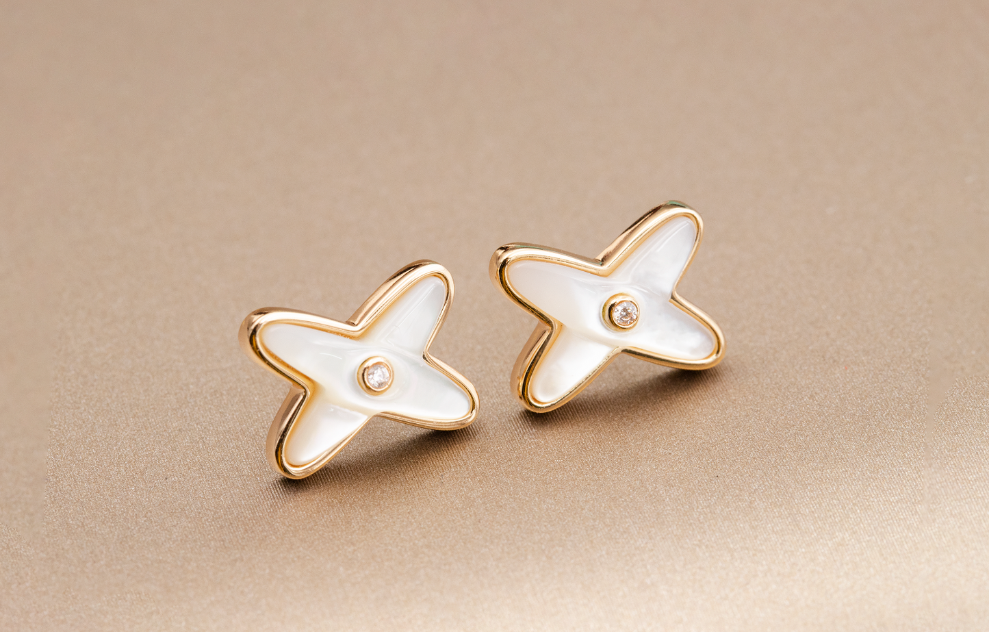 [⭐Luxery]JEUX DE WHITE MOP PINK GOLD DIAMOND EARRINGS