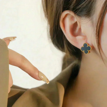 [⭐Luxery]CLOVER MEDIUM 1 MOTIFS  ONYX STUD EARRINGS