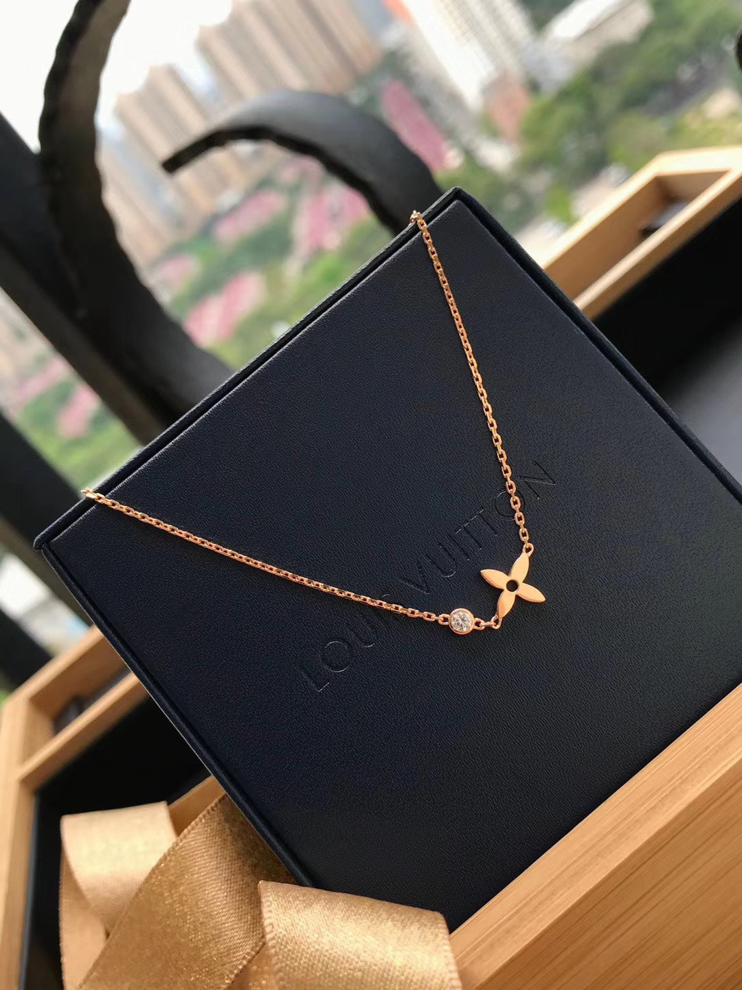 [⭐Luxery]BLOSSOM PENDANT PINK GOLD AND DIAMOND