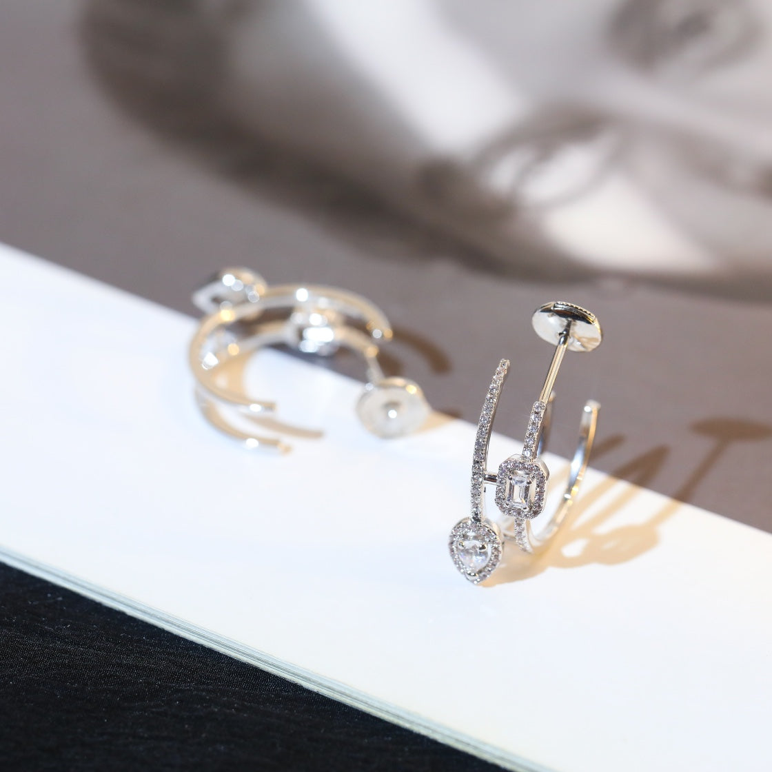 [⭐Luxery]CREOLES MY TWIN 2 RANGS SILVER DIAMOND EARRINGS