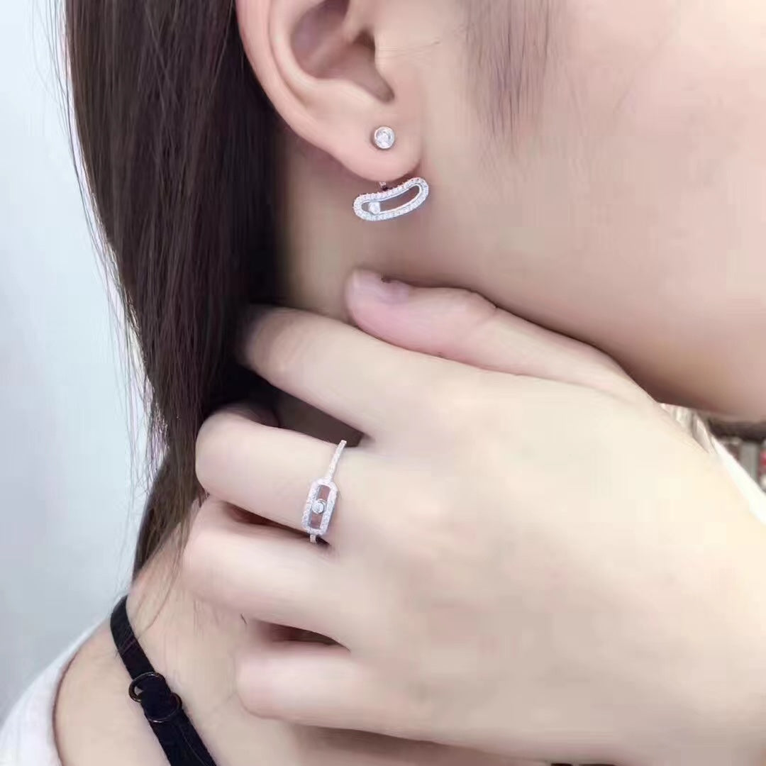 [⭐Luxery]MOVE UNO SILVER DIAMOND EARRINGS
