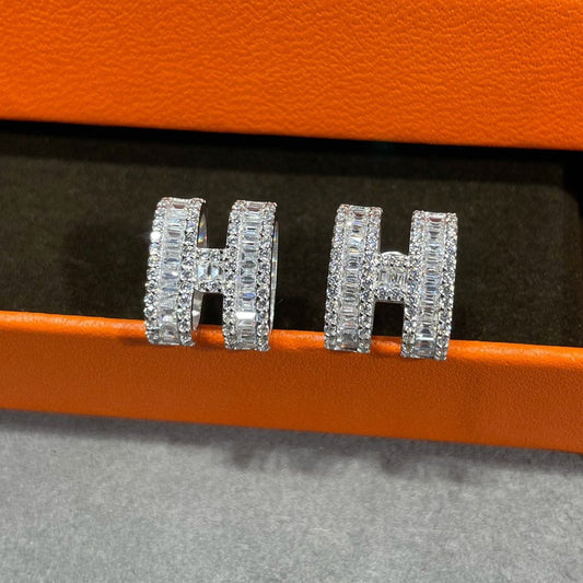 [⭐Luxery]H STUD EARRINGS WITH SILVER DIAMONDS