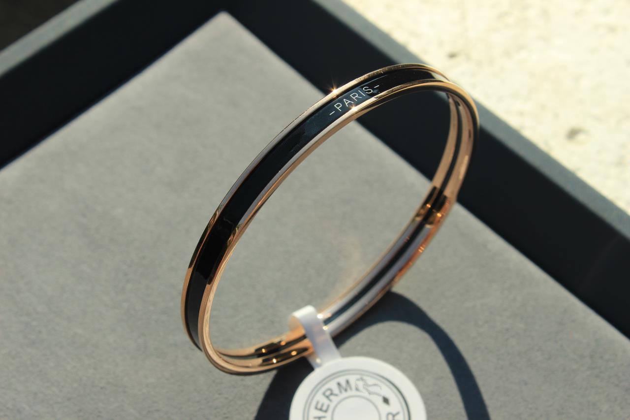 [⭐Luxery]HM UNI BANGLE BAG