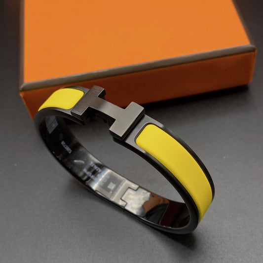 [⭐Luxery]CLIC HM SO BLACK YELLOW BRACELET