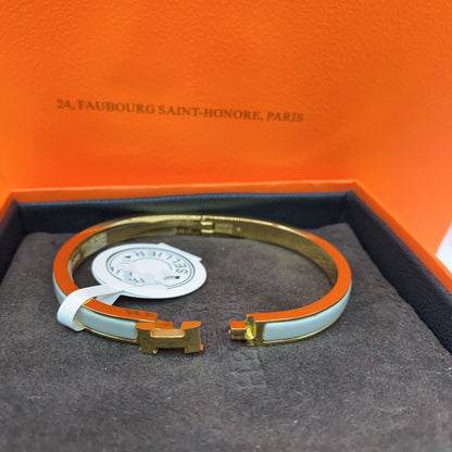 [⭐Luxery]CLASSIC HM CLIC GREEN 8MM ENAMEL BRACELET