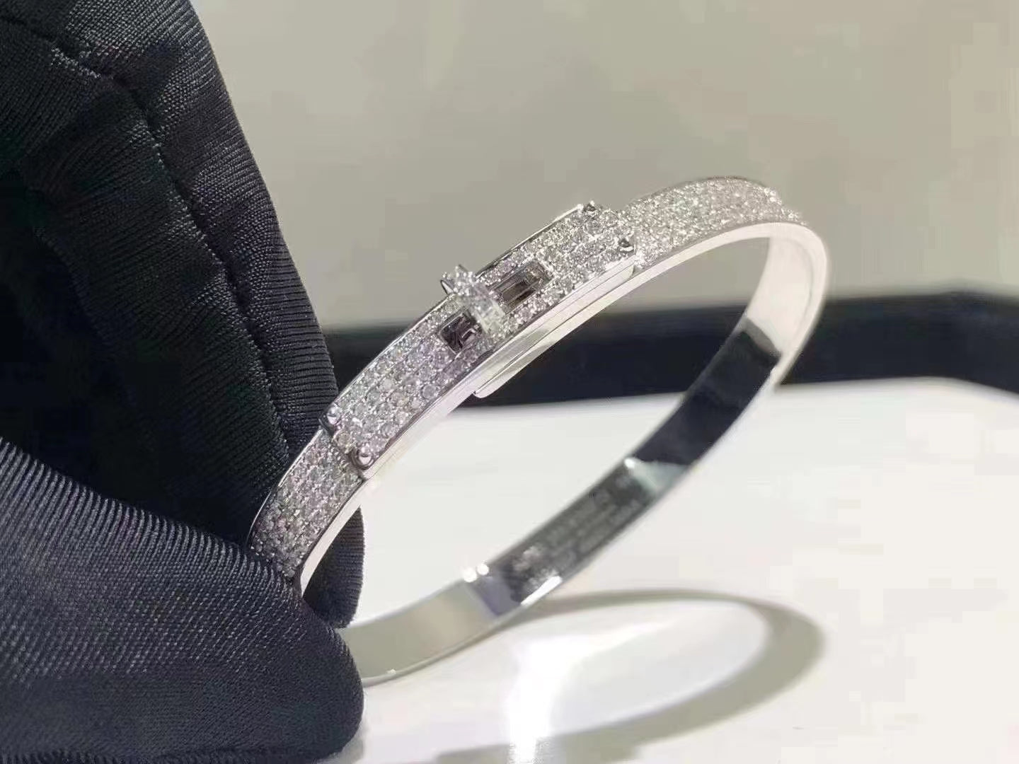 [⭐Luxery]HM KELLY BRACELET IN SILVER AND FULL PAVE DIAMOND