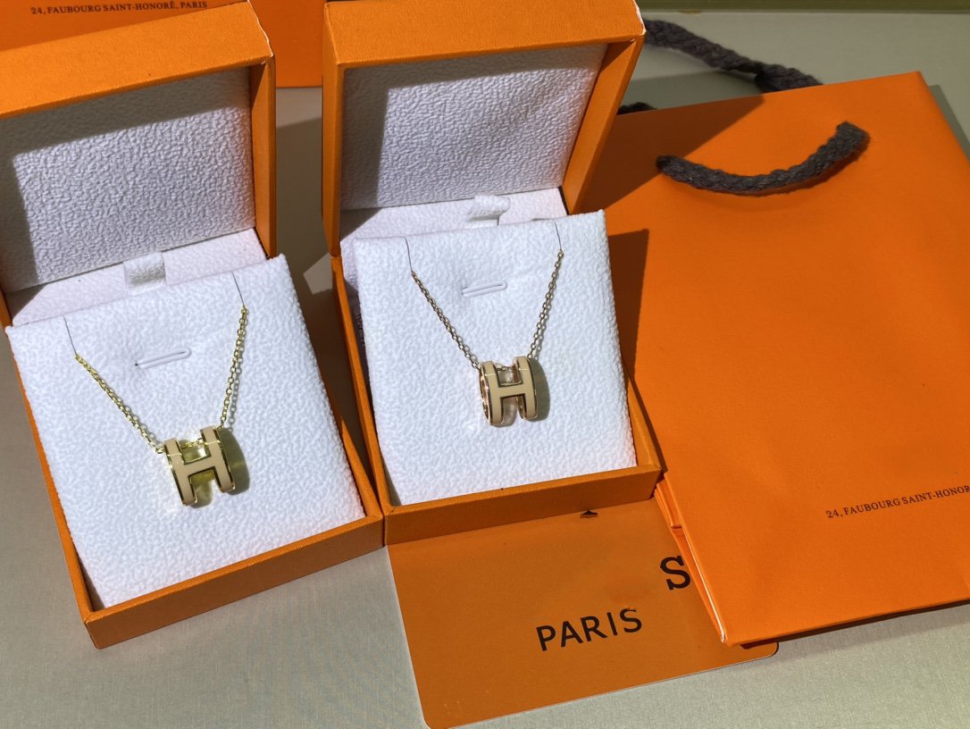 [⭐Luxery]HM CLIC YELLOW ENAMEL GOLD NECKLACE
