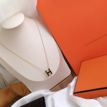 [⭐Luxery]HM CLIC BLACK ENAMEL GOLD NECKLACE