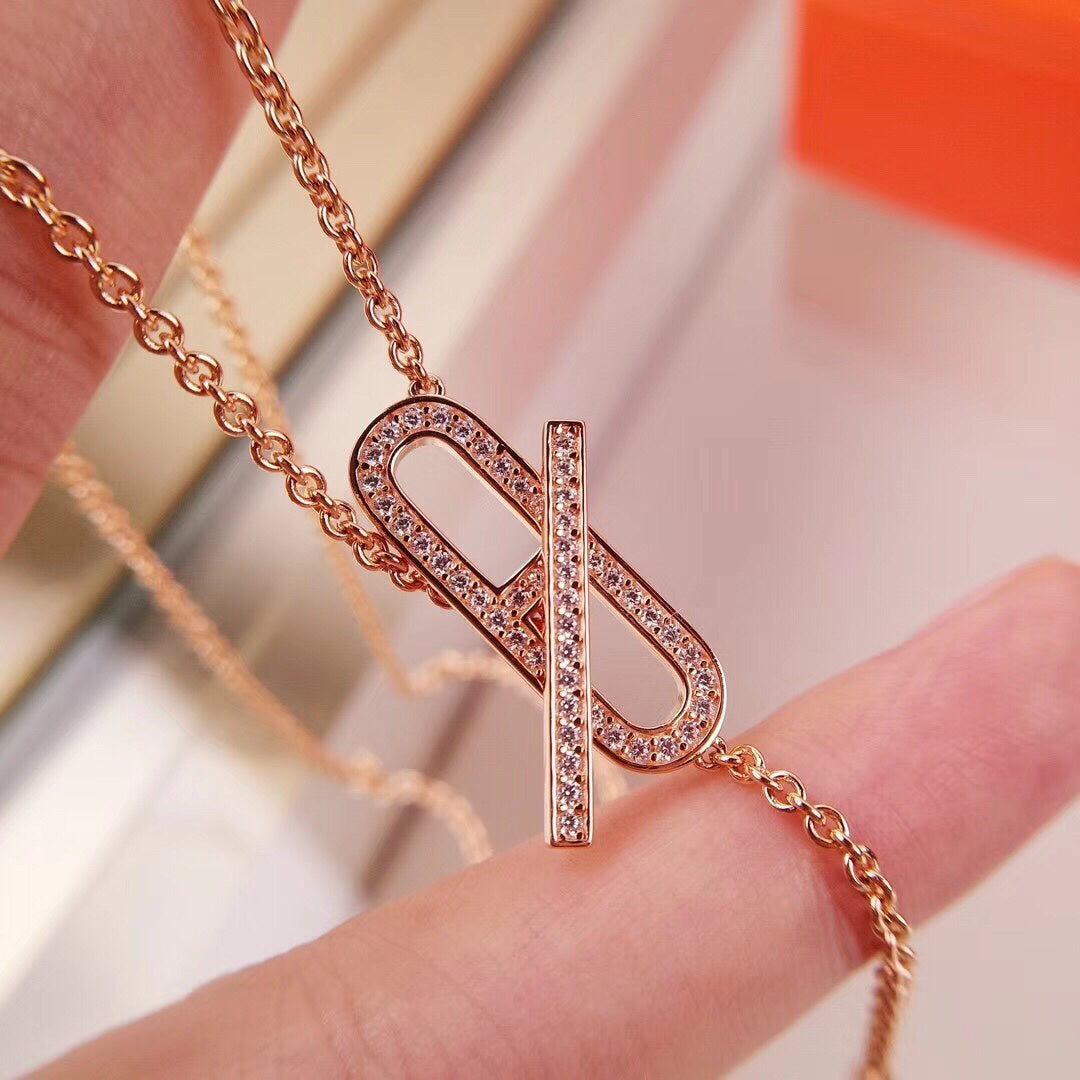 [⭐Luxery]HM FIRE PIG NOSE NECKLACE TRENDY STREET