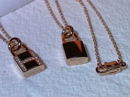 [⭐Luxery]HM ADVANCED NICHE LOCK HEAD NECKLACE DIAMONDS
