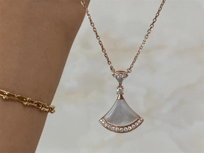 [⭐Luxery]DREAM NECKLACE MOP PINK GOLD DIAMOND