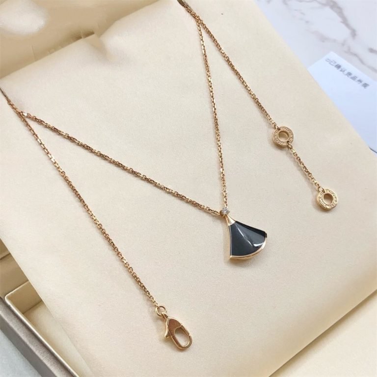 [⭐Luxery]DREAM NECKLACE ONYX 1 DIAMOND
