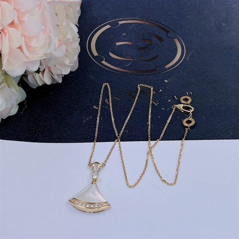 [⭐Luxery]DREAM NECKLACE MOP GOLD DIAMOND