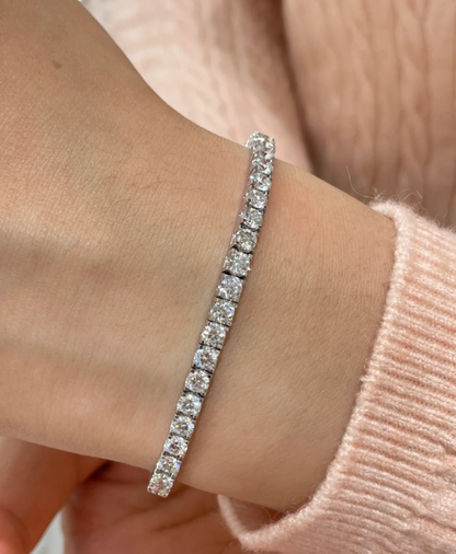 [⭐Luxery]  CLASSIC BASEBALL BRACELAT, 52 DIAMOND
