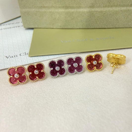 [⭐Luxery]2026 NEW  CLOVER 1 MOTIFPINK ENAMEL STUD EARRINGS WITH DIAMONDS